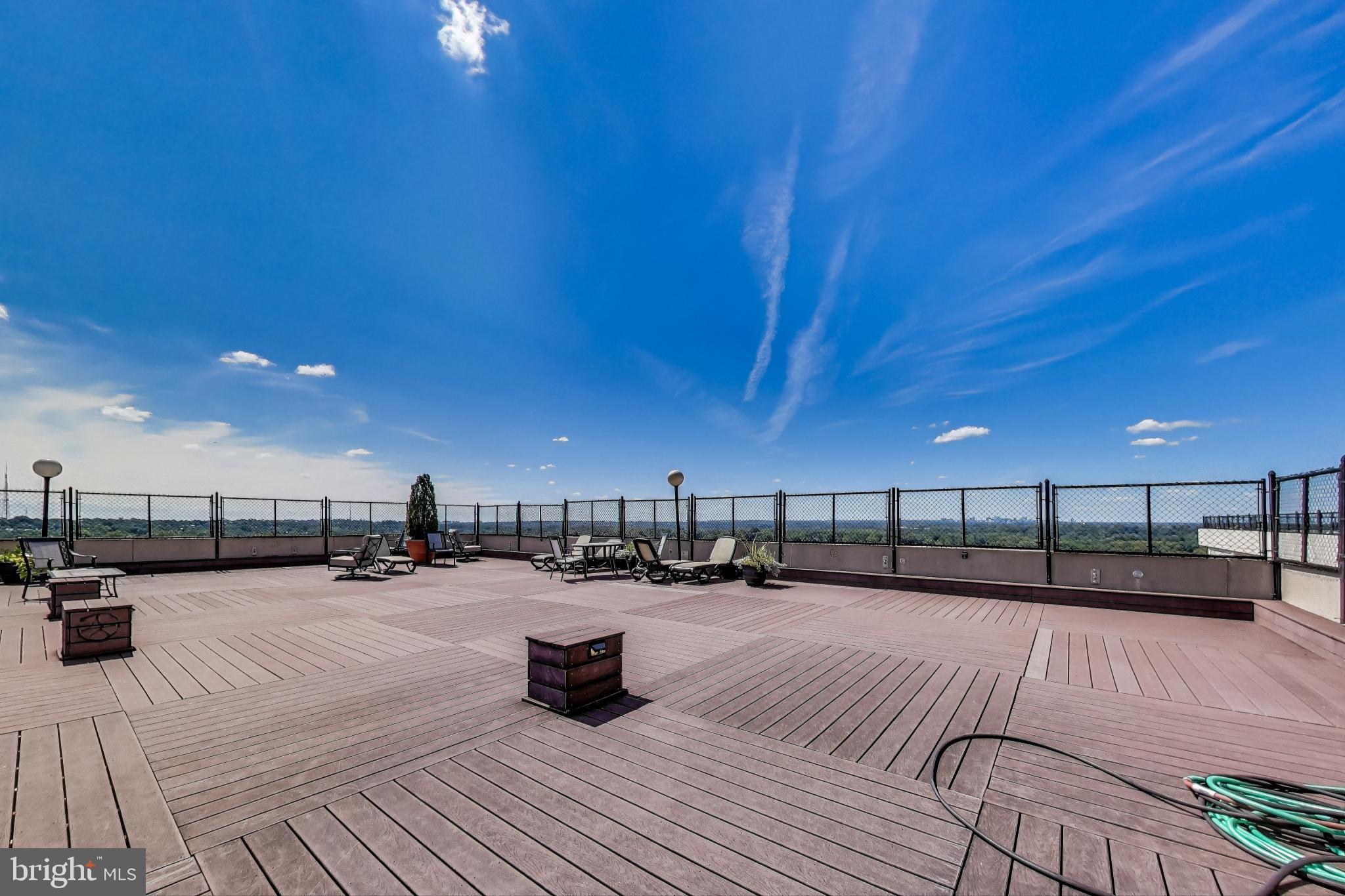 WILLOUGHBY OF CHEVY CHASE - Residential