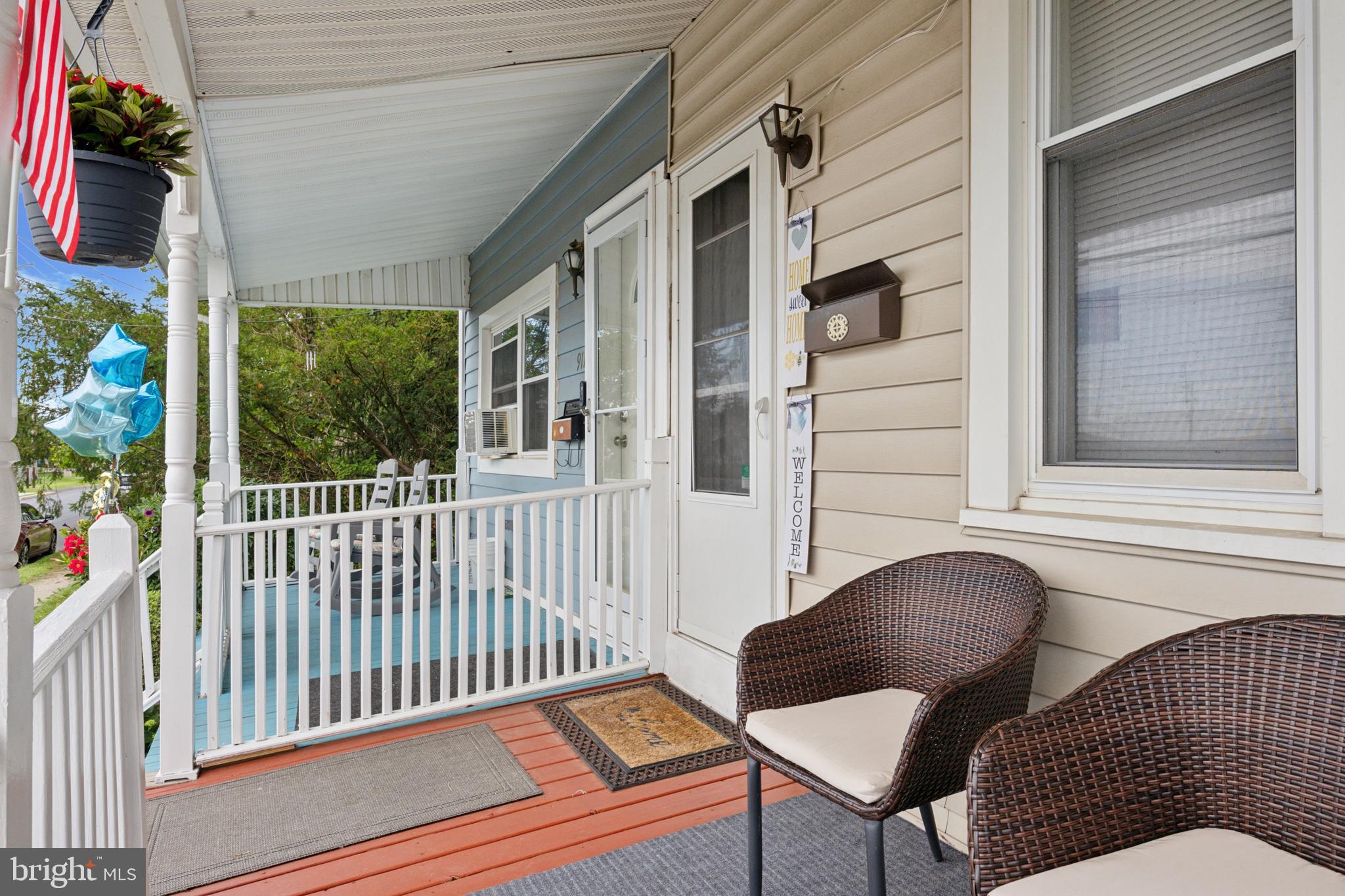 909 WALNUT STREET