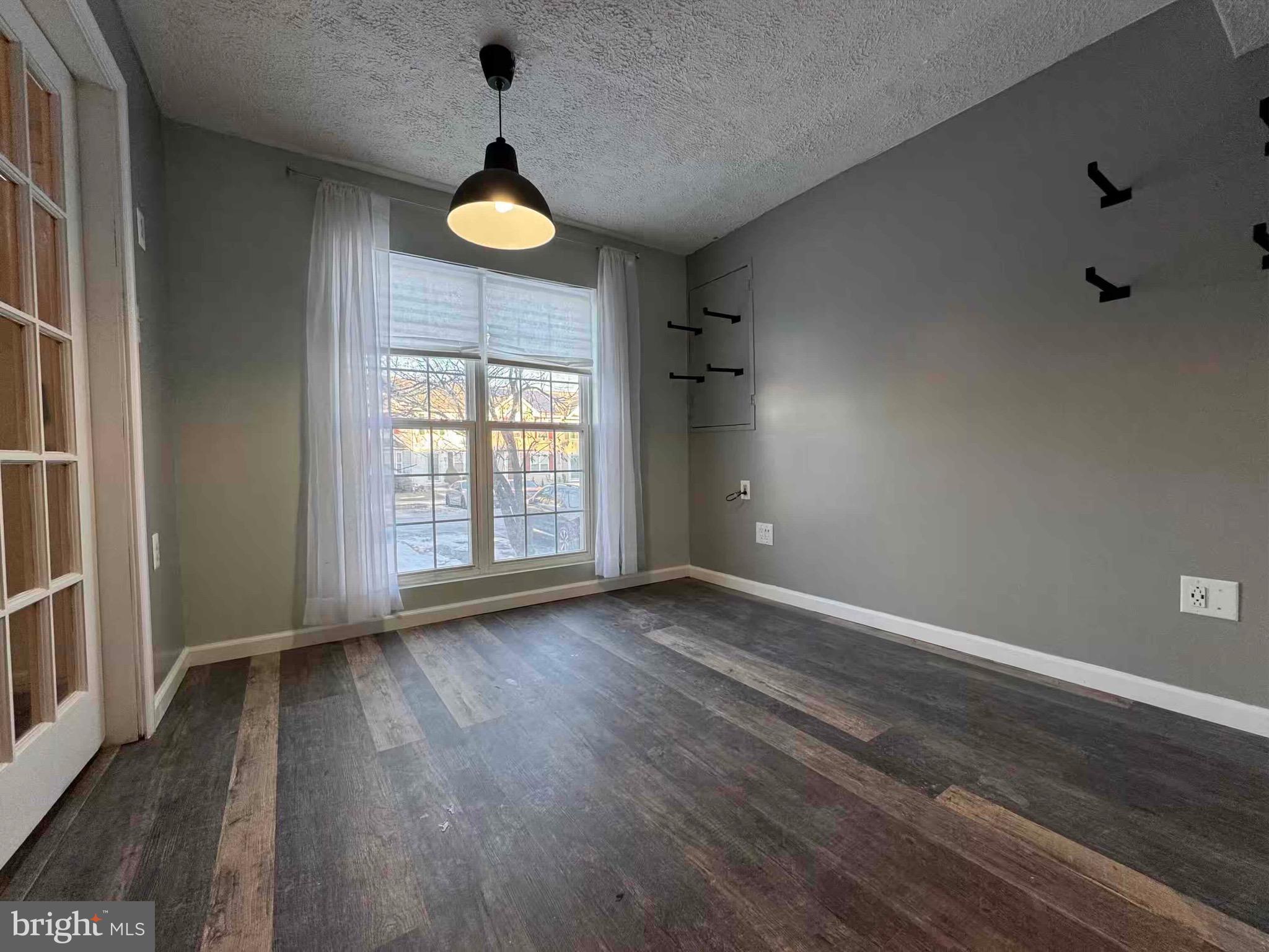 ST LUKES STATION - Residential Lease