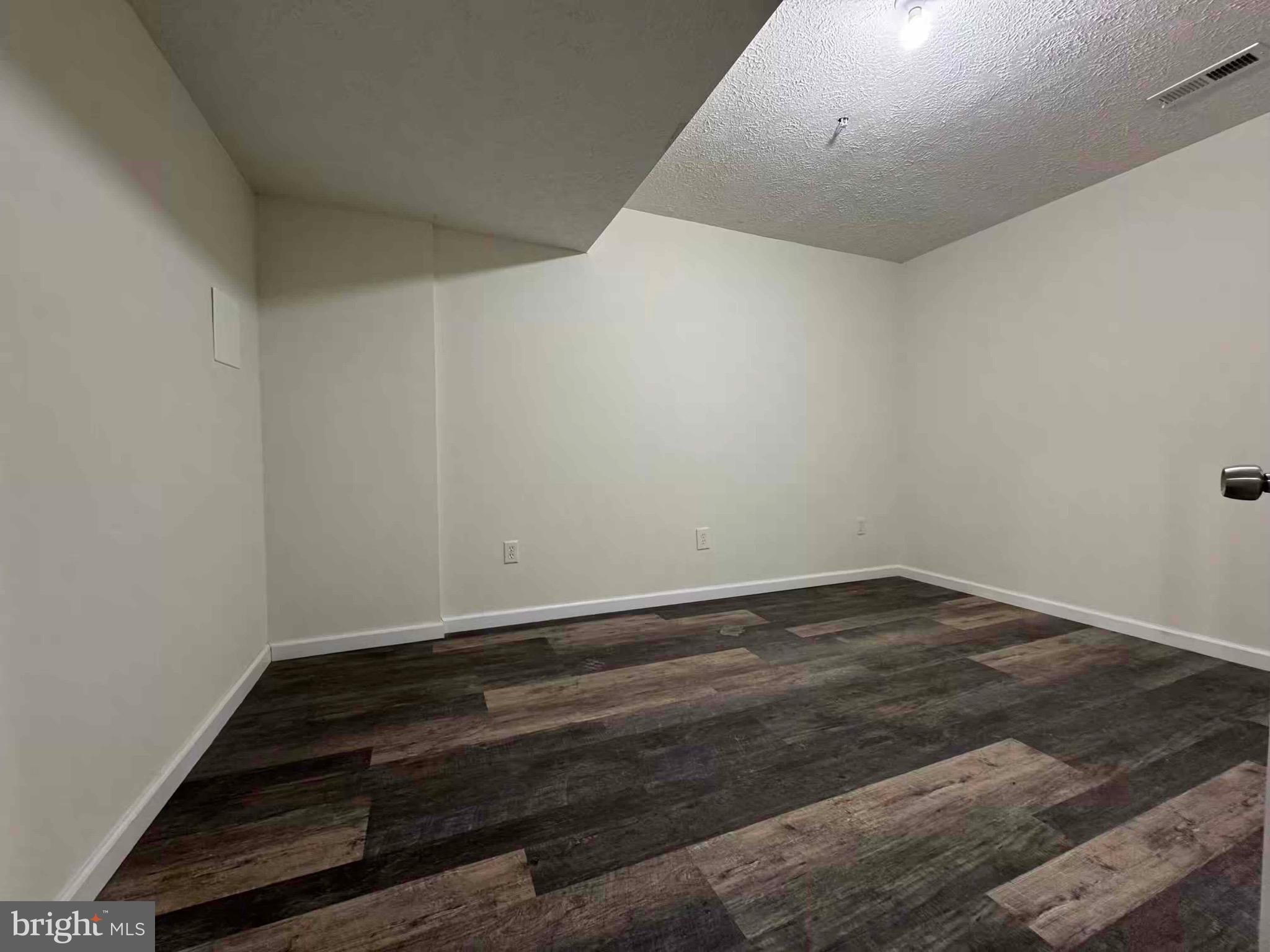 ST LUKES STATION - Residential Lease