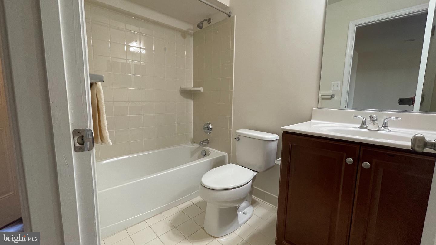 WALKER STATION - Residential Lease