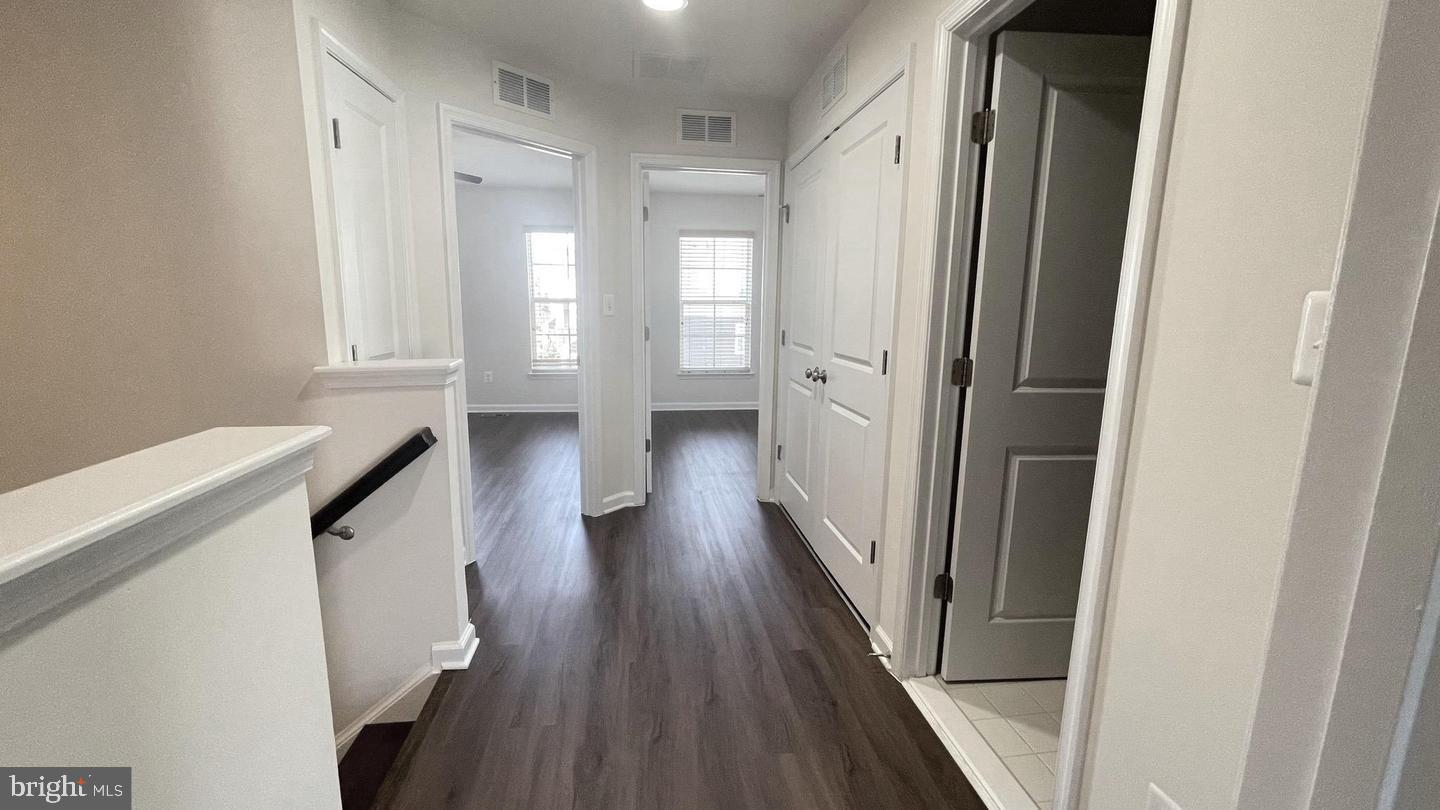 WALKER STATION - Residential Lease