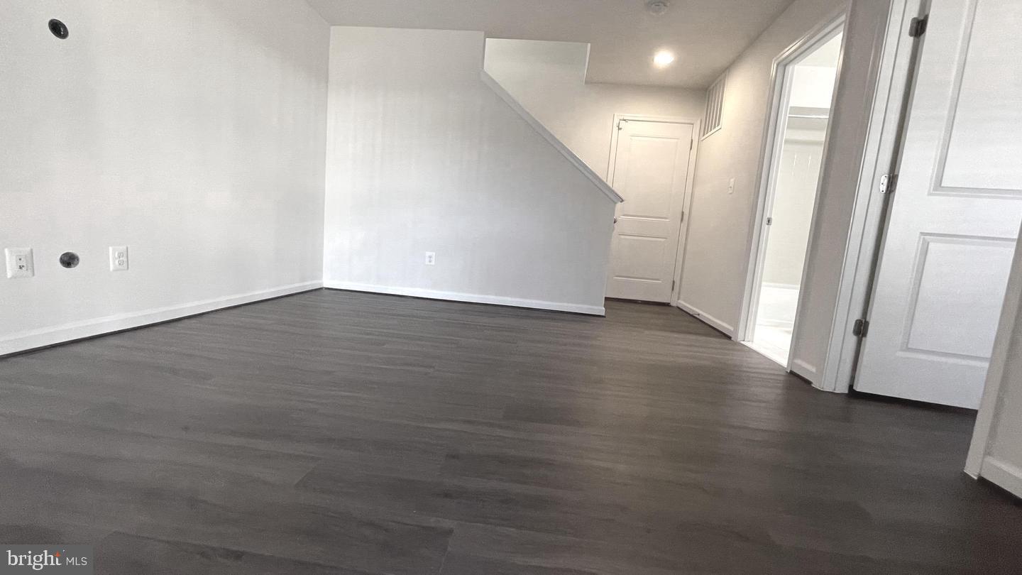 WALKER STATION - Residential Lease