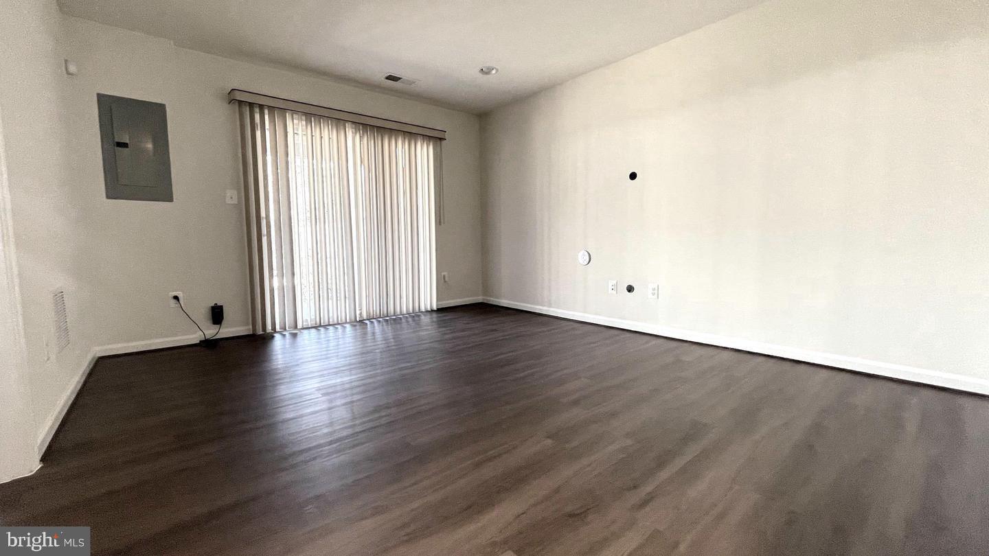 WALKER STATION - Residential Lease