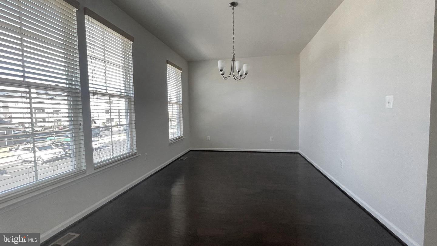 WALKER STATION - Residential Lease