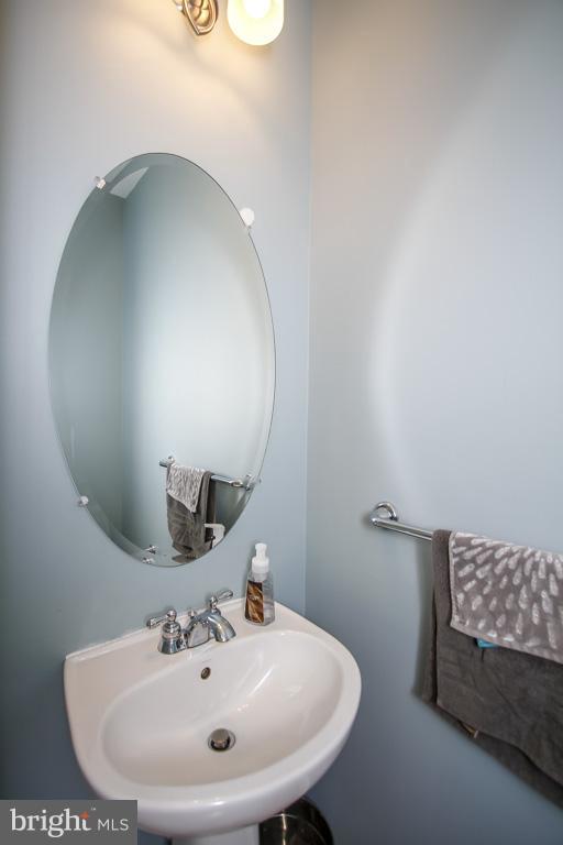 VINEYARDS OF ANNAPOLIS - Residential