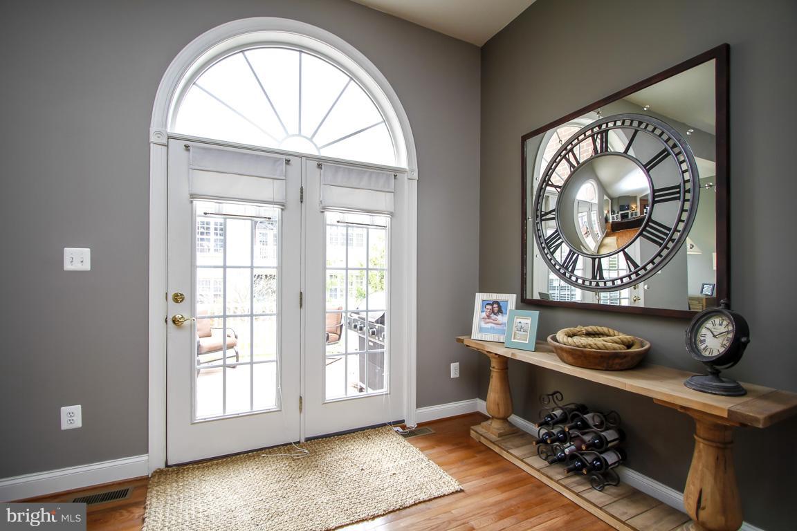 VINEYARDS OF ANNAPOLIS - Residential