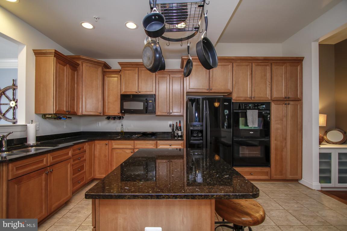 VINEYARDS OF ANNAPOLIS - Residential