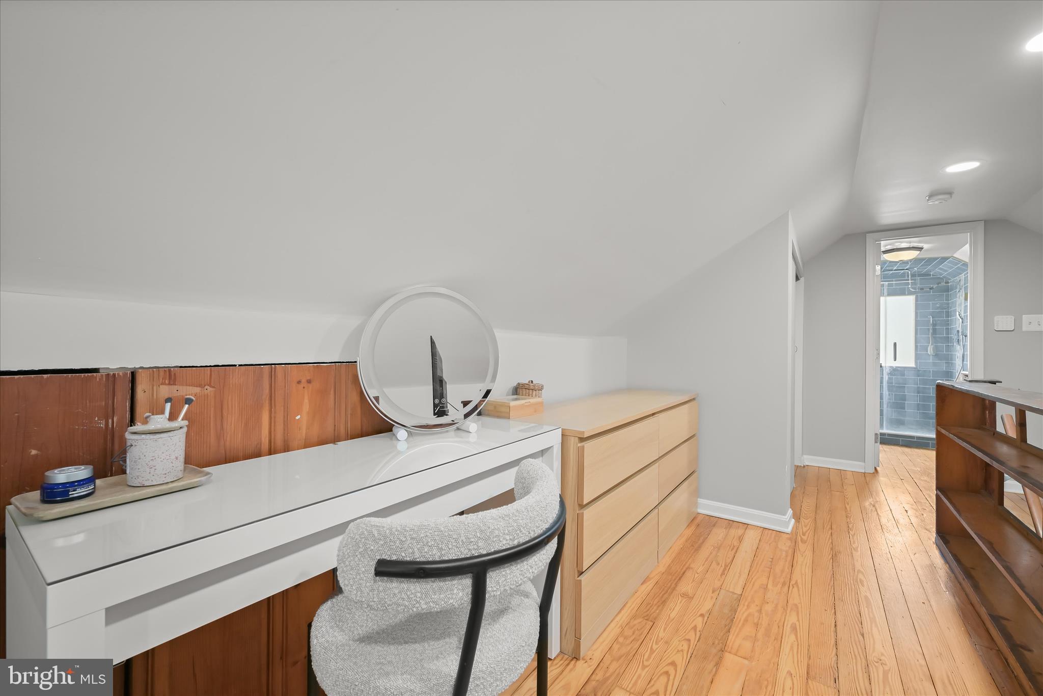 SULPHUR SPRING TERRACE - Residential