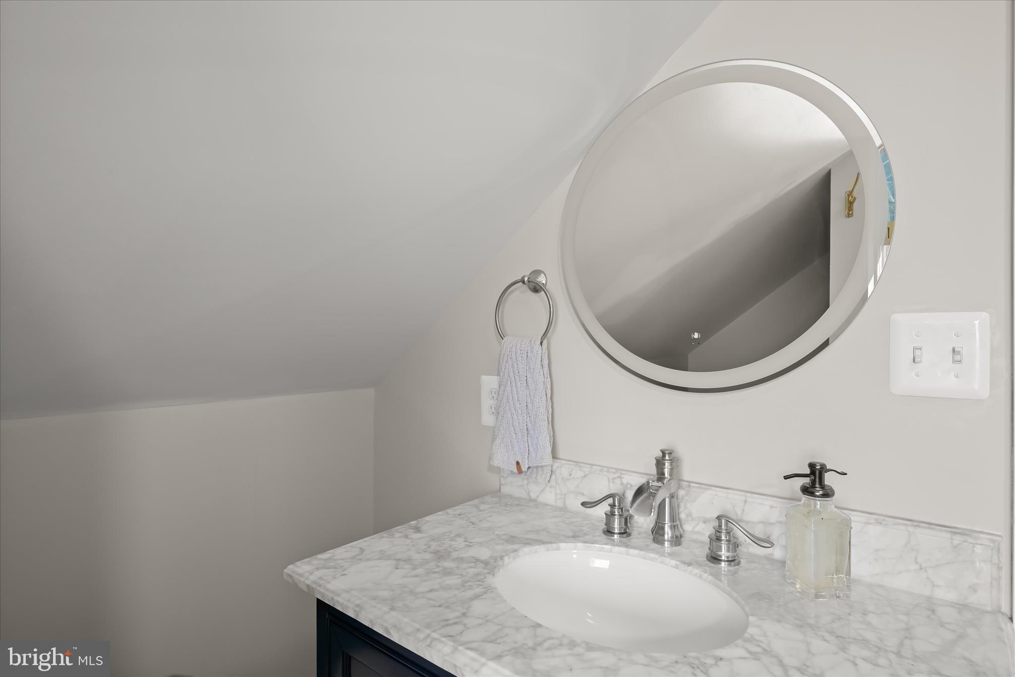 SULPHUR SPRING TERRACE - Residential