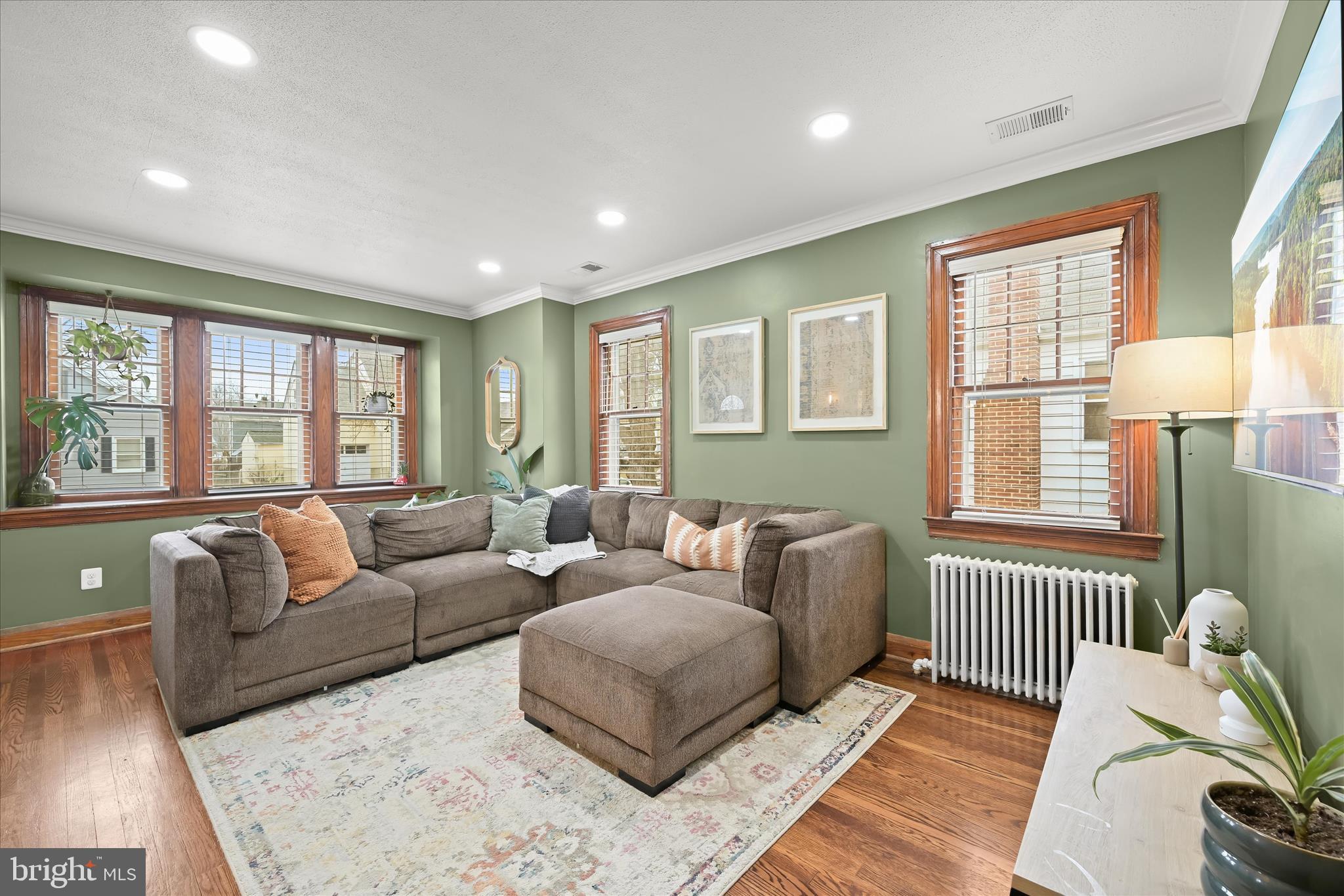 SULPHUR SPRING TERRACE - Residential