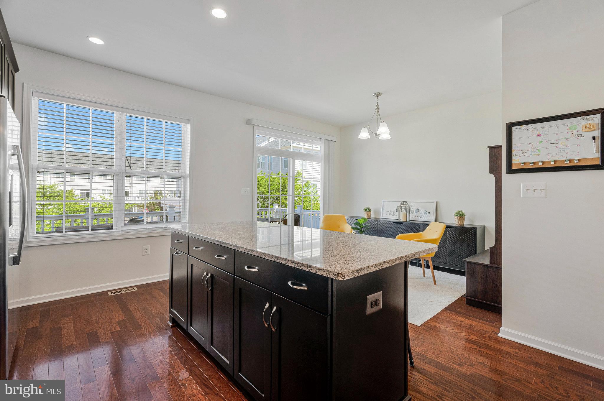 LOUDOUN VALLEY ESTATES 2 - Residential Lease