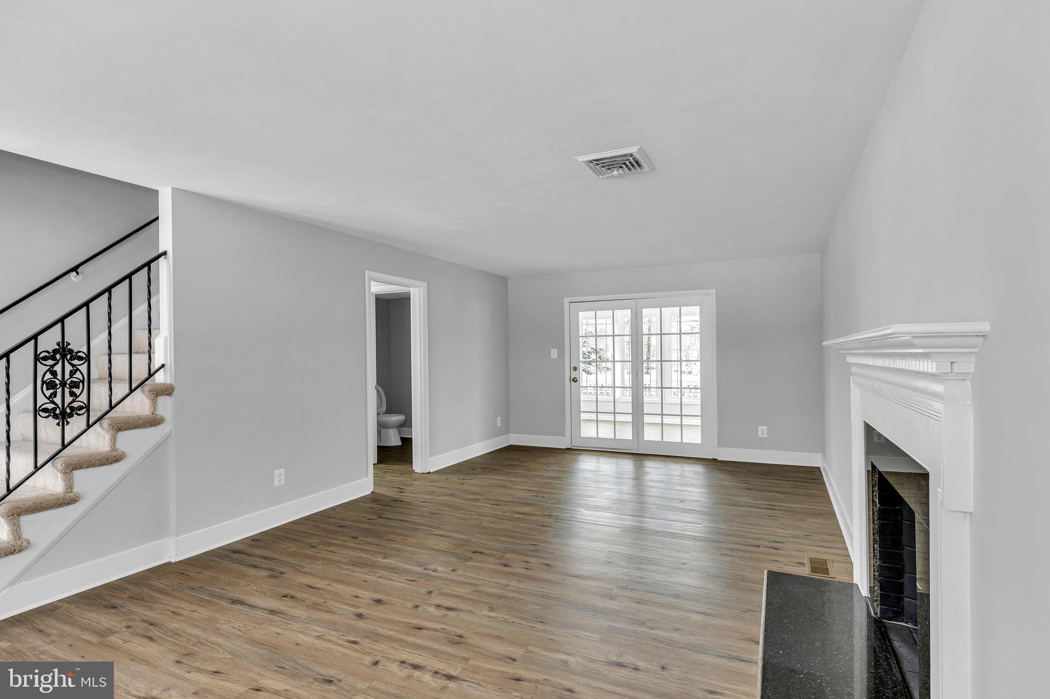 DAVIAN PLACE - Residential