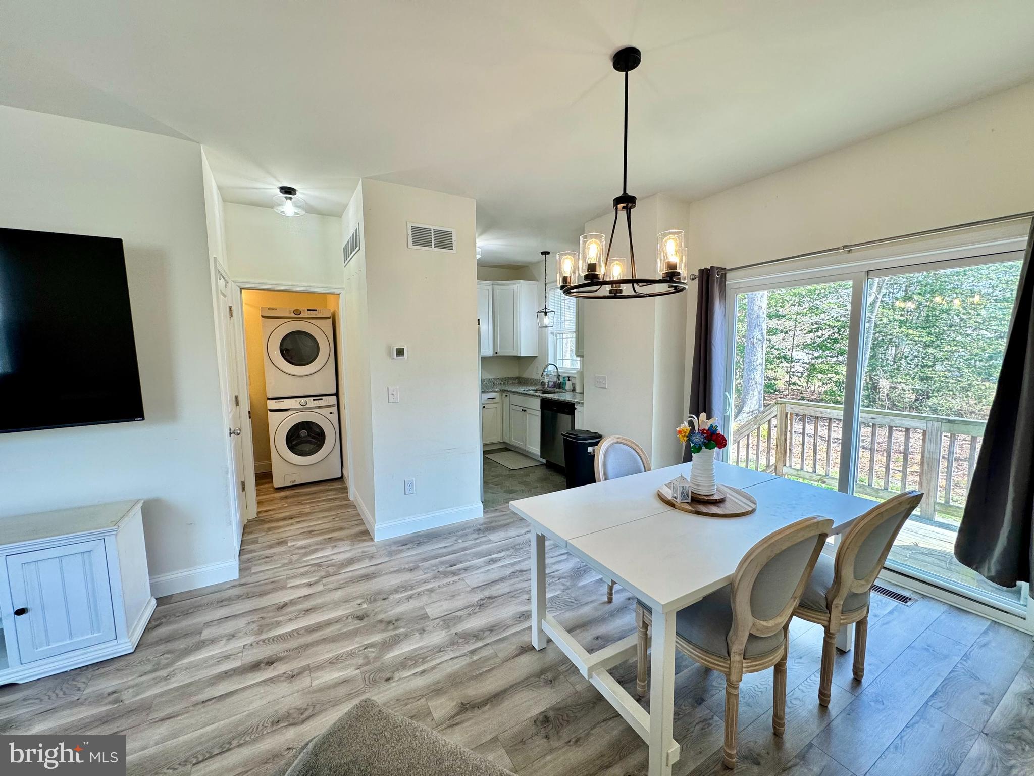 DEER RUN ACRES - Residential