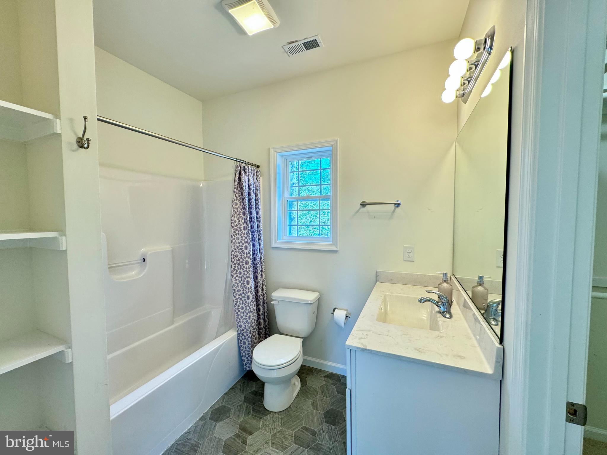 DEER RUN ACRES - Residential