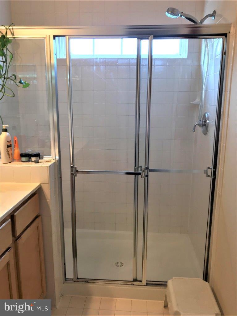 KING FARM BAILEYS COMMON - Residential Lease