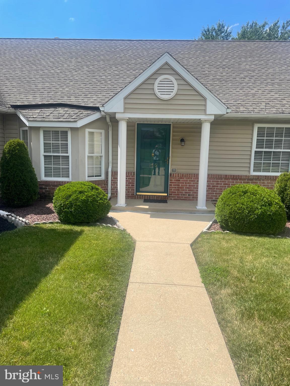 186 HEATHER LANE