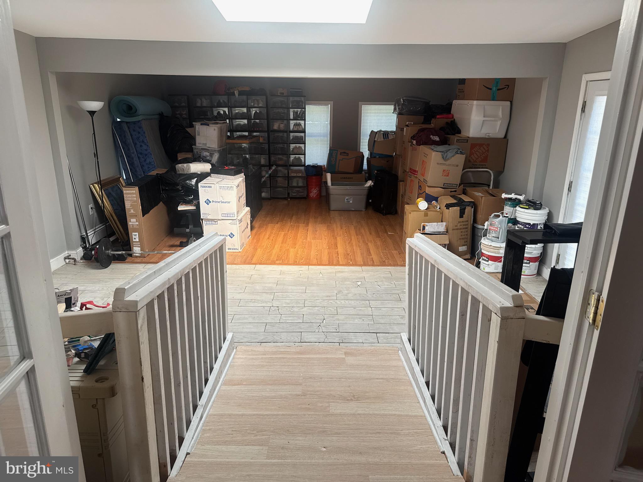 CLINTON - Residential