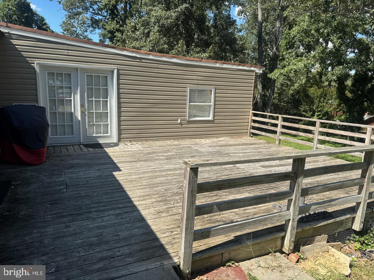 CLINTON - Residential