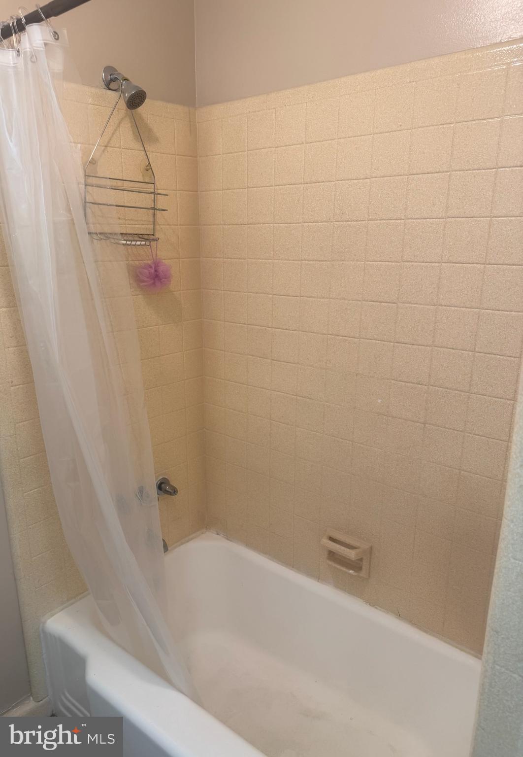 CLINTON - Residential