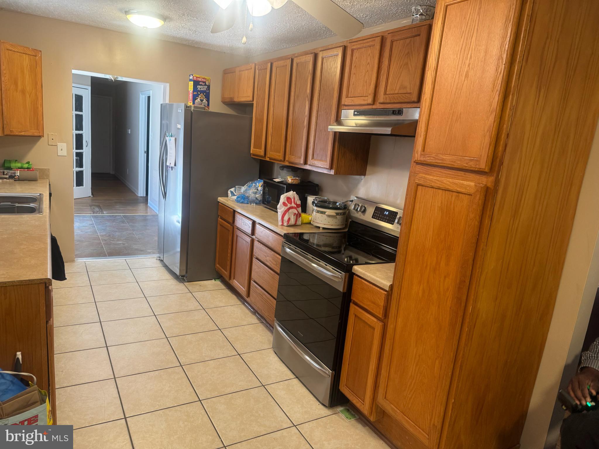 CLINTON - Residential