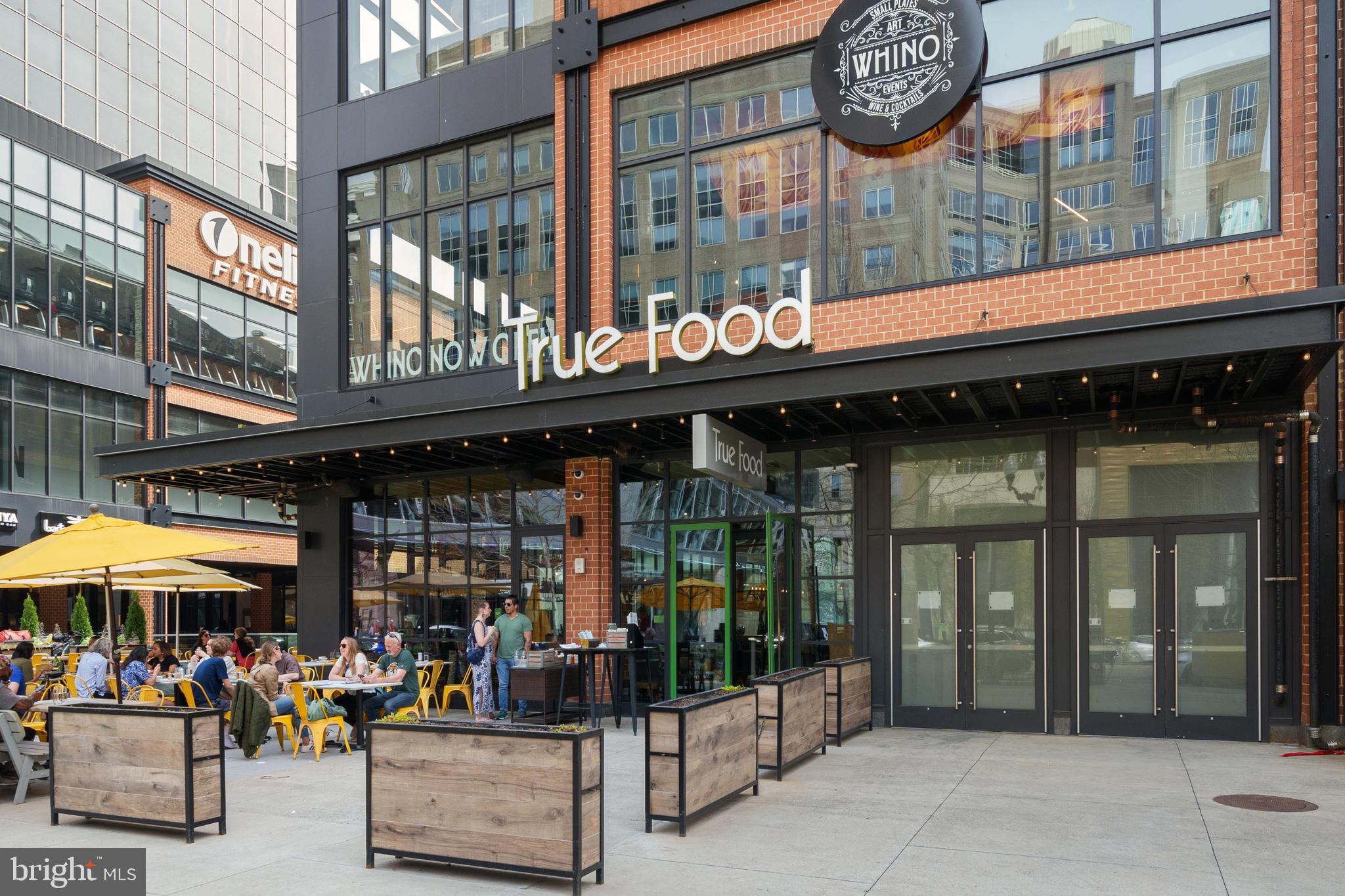 VERNON CORNER - Residential