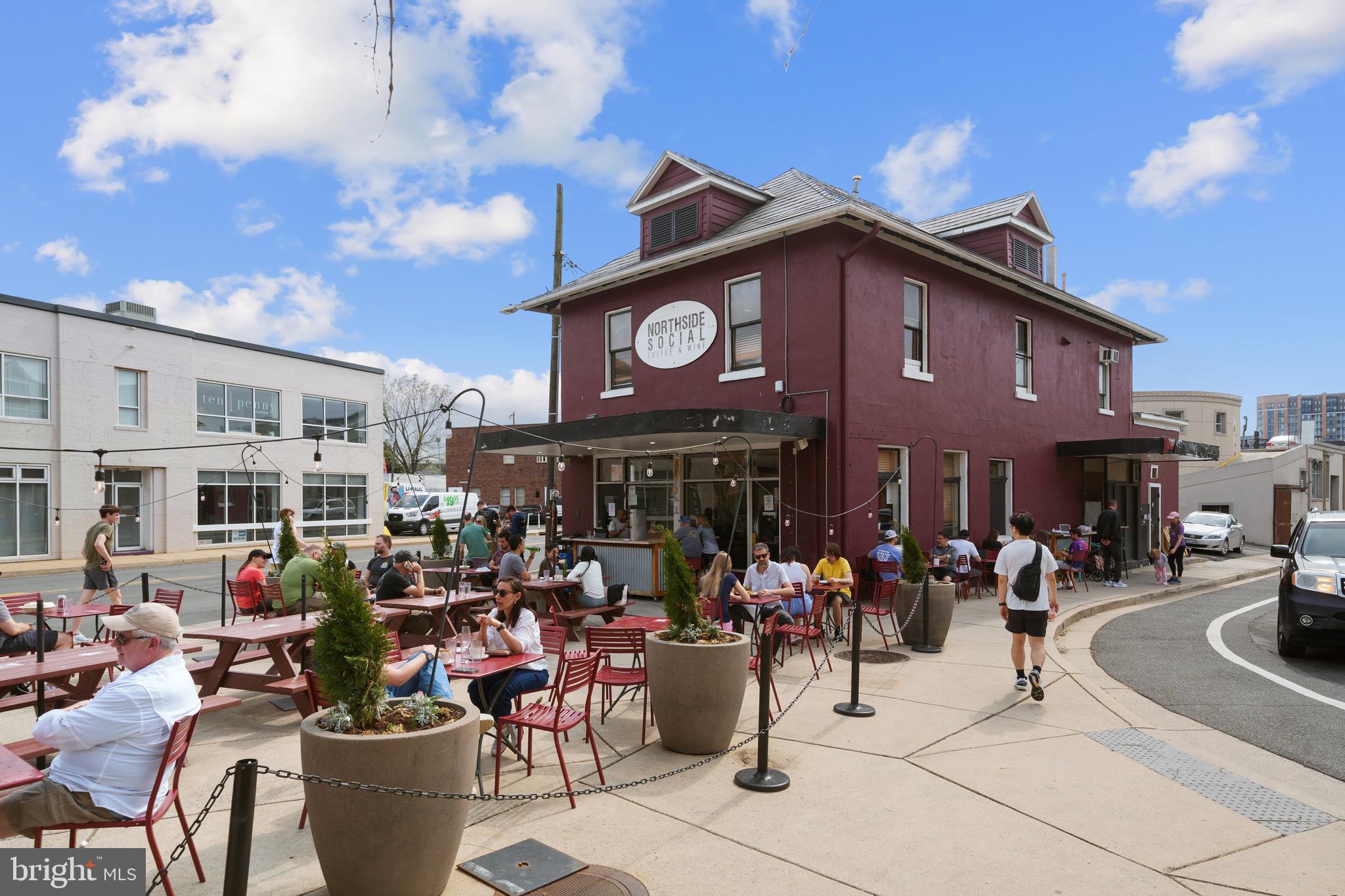 VERNON CORNER - Residential