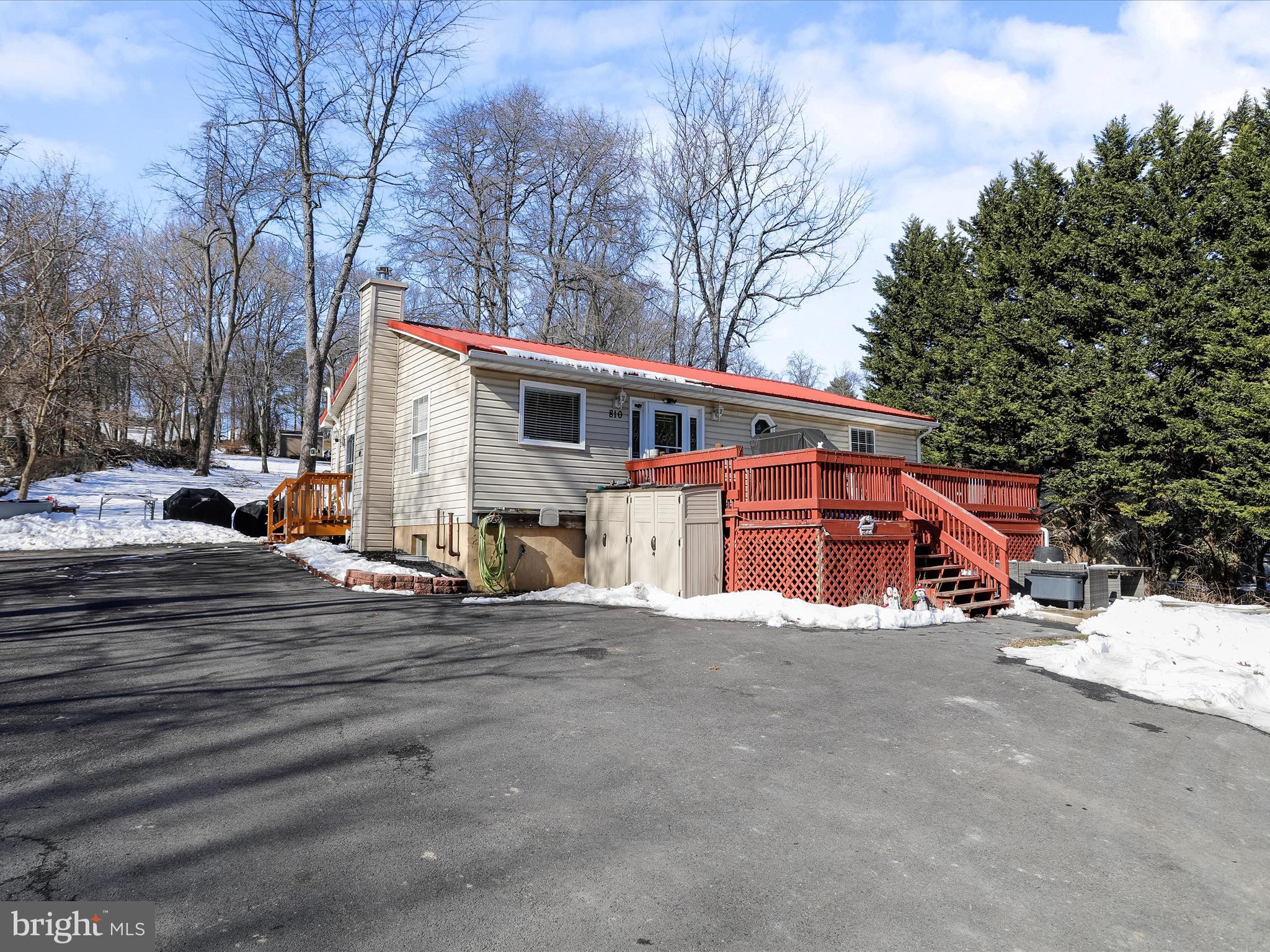 JOHN BROWN FARM - Residential