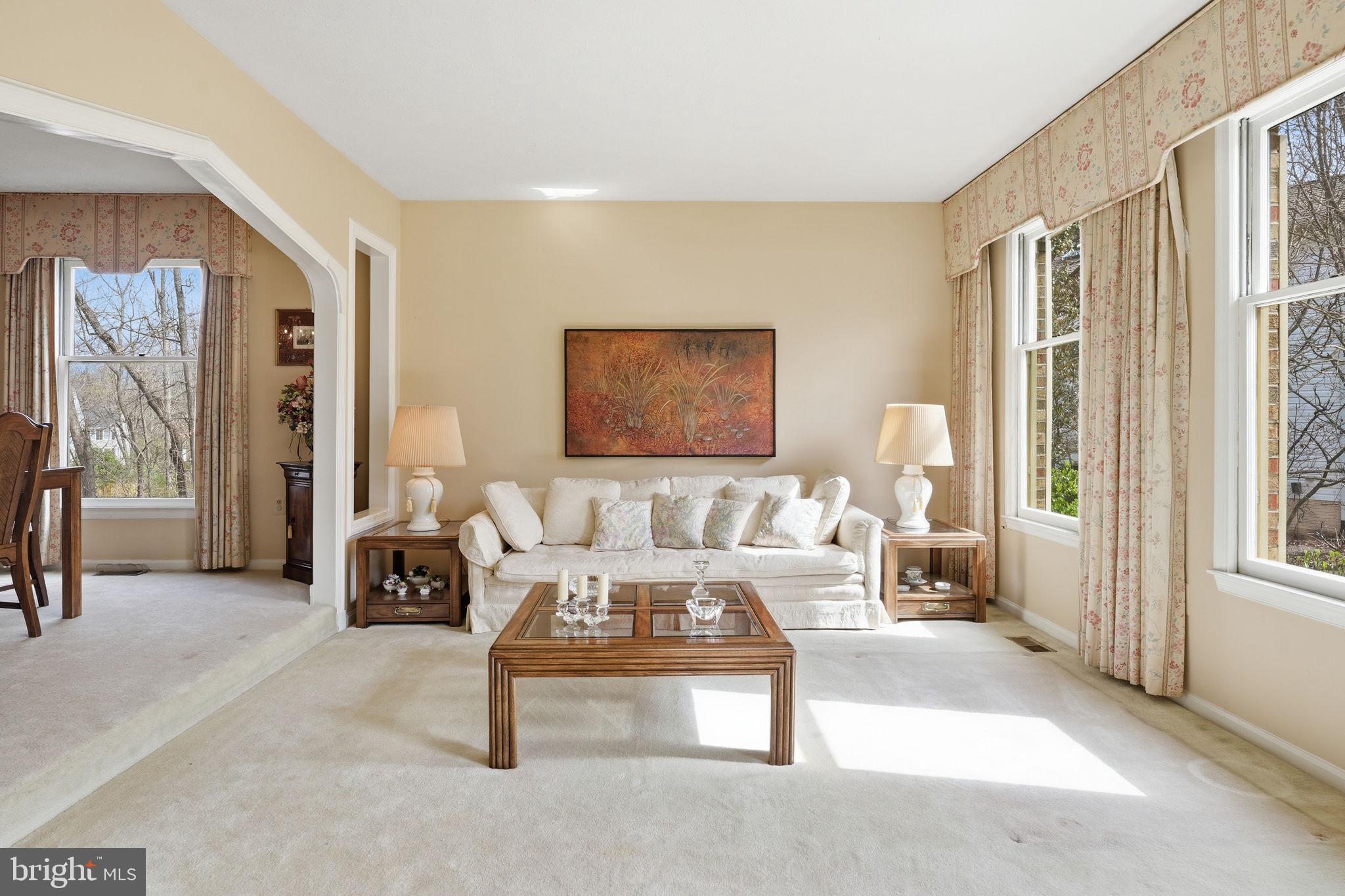 COUNTRYSIDE - Residential