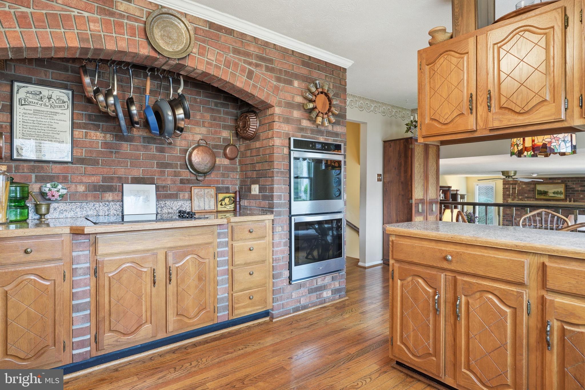 COUNTRYSIDE - Residential