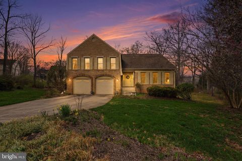 Homes For Sale - 7 Wickham Court<br/> STERLING, VA 20165