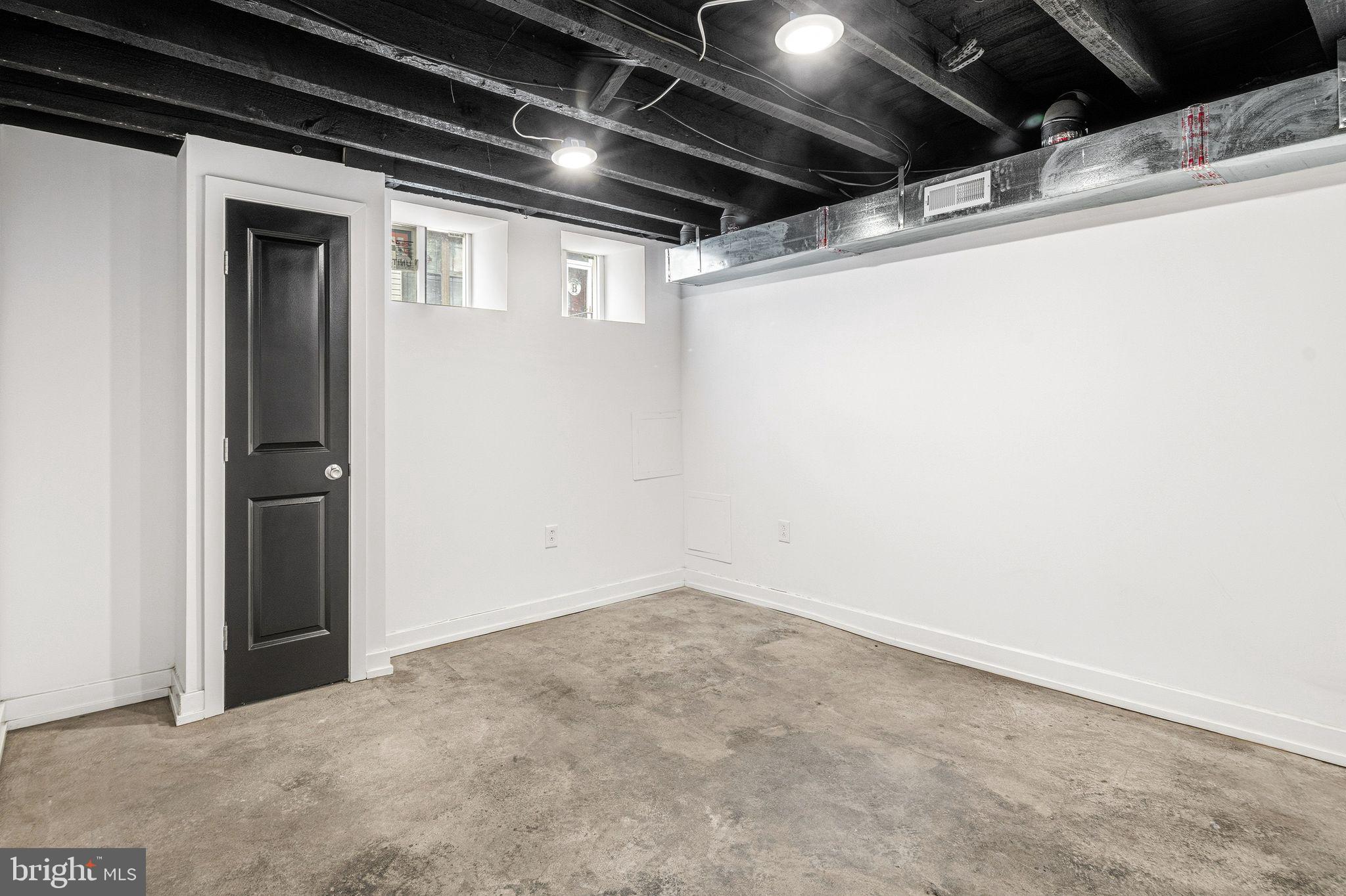 LOWER MOYAMENSING - Residential