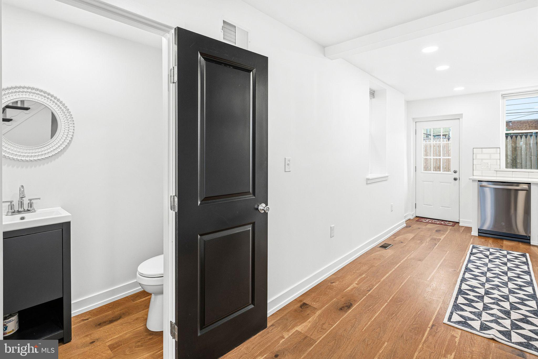 LOWER MOYAMENSING - Residential