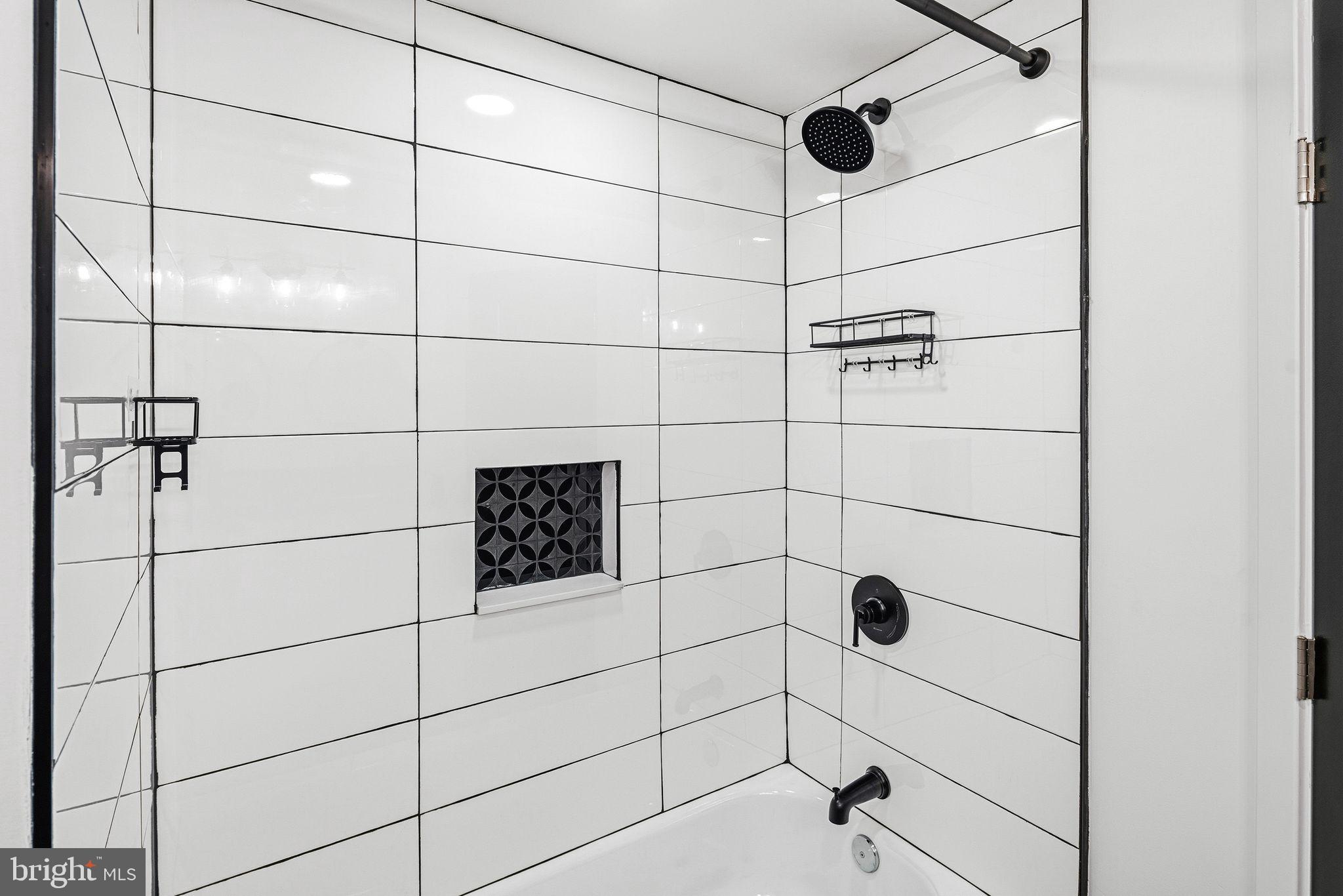 LOWER MOYAMENSING - Residential