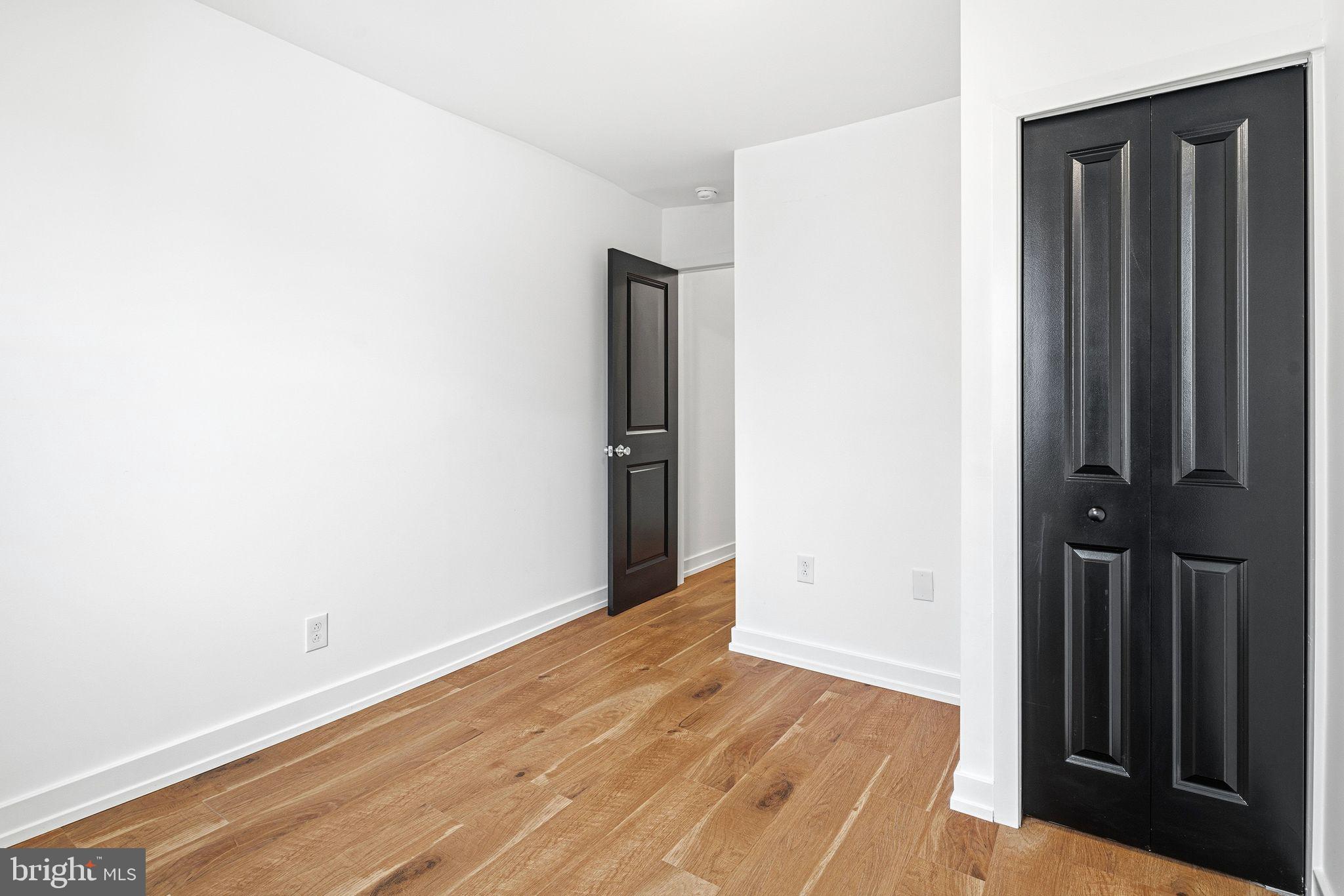 LOWER MOYAMENSING - Residential