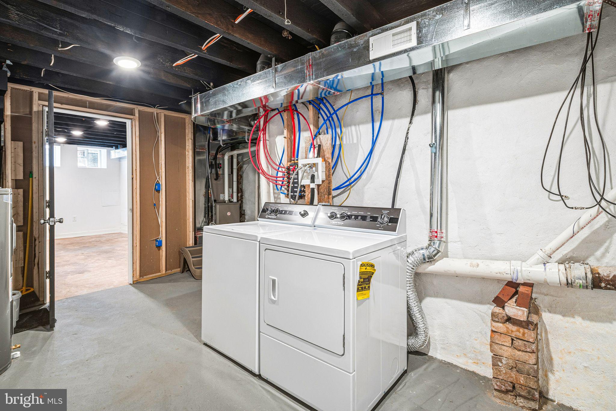 LOWER MOYAMENSING - Residential