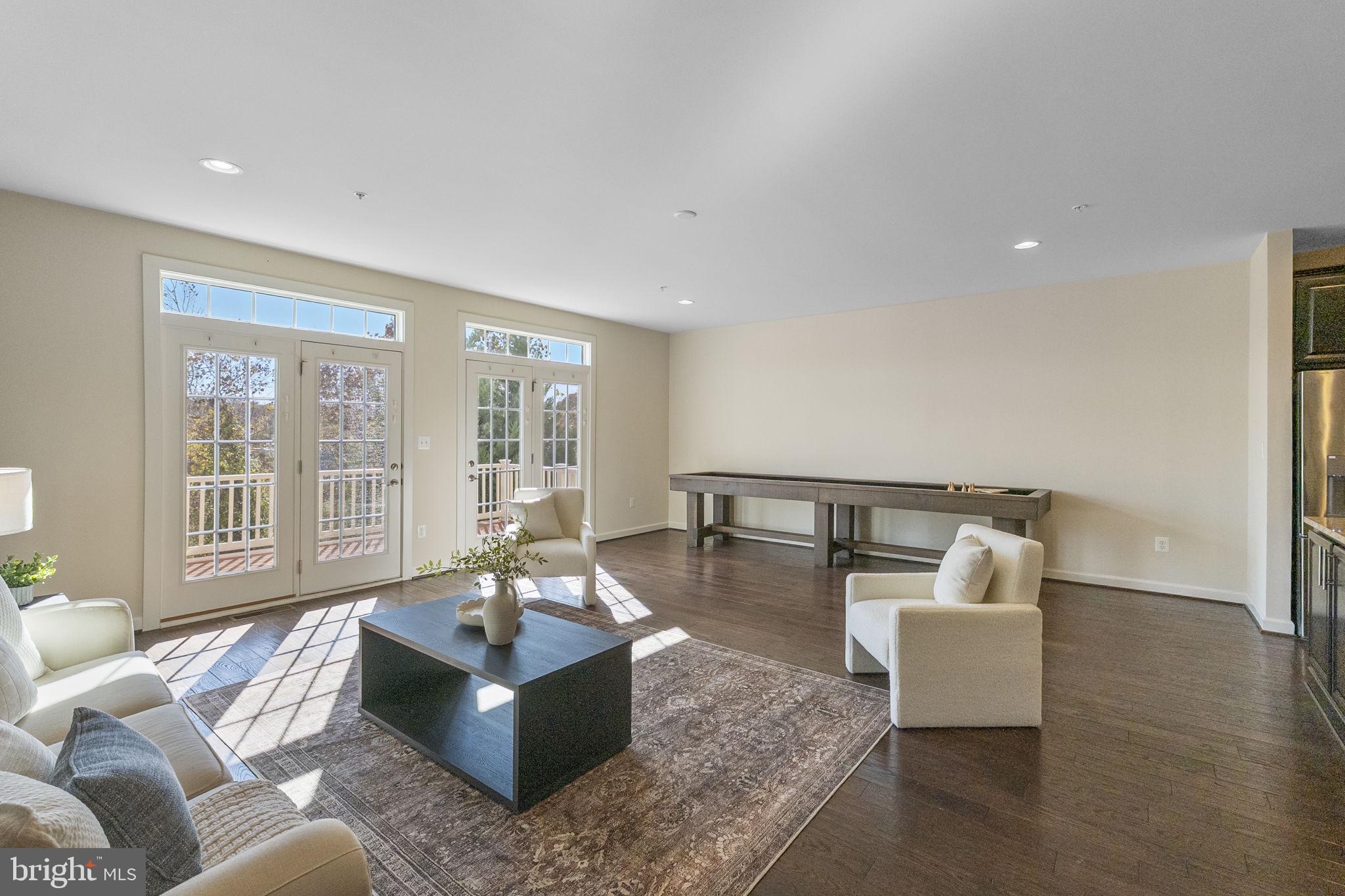 5313 STREAM BANK LANE