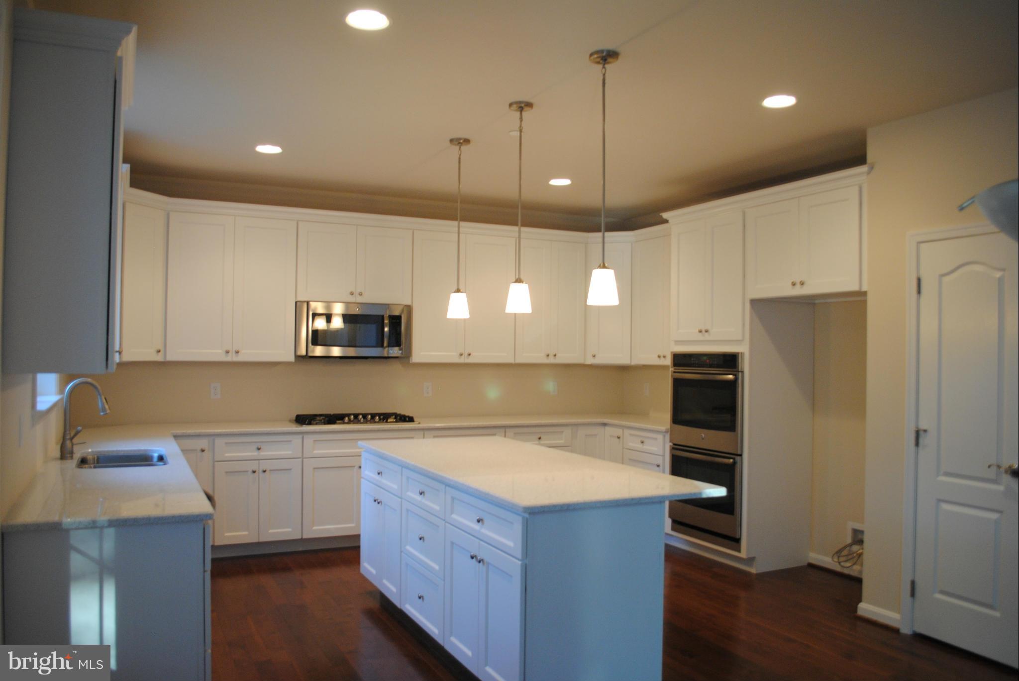 HOLLYBROOK FARM SUB - Residential