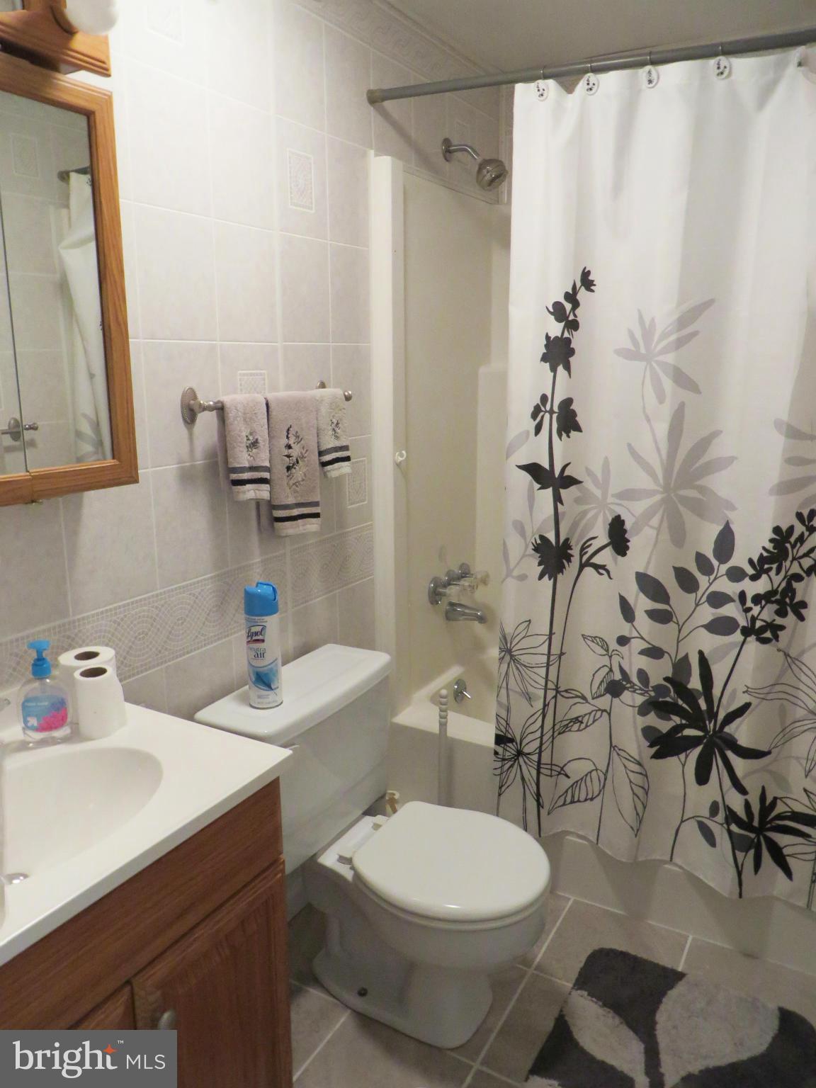 FENWICK MANOR - Residential