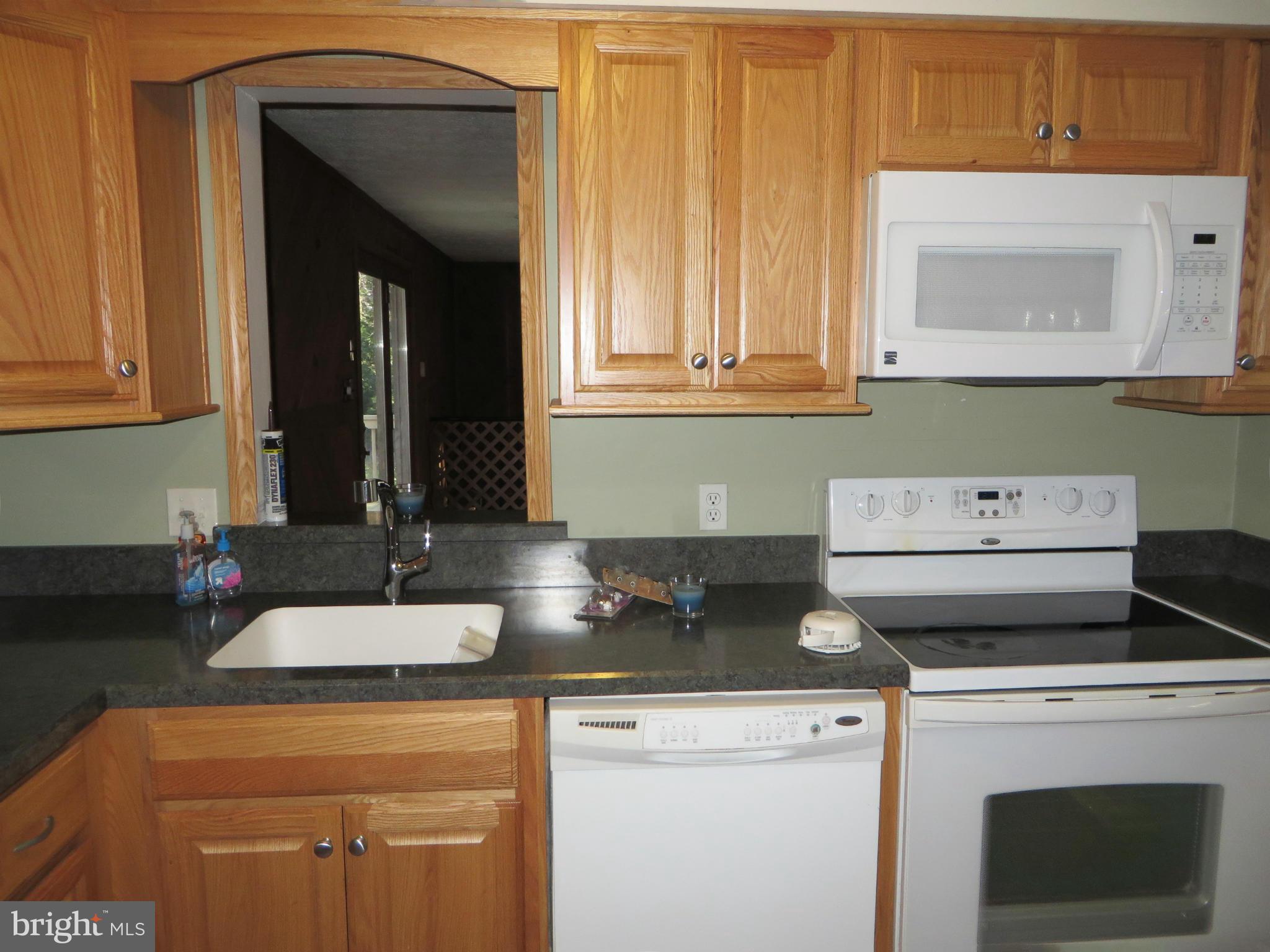 FENWICK MANOR - Residential