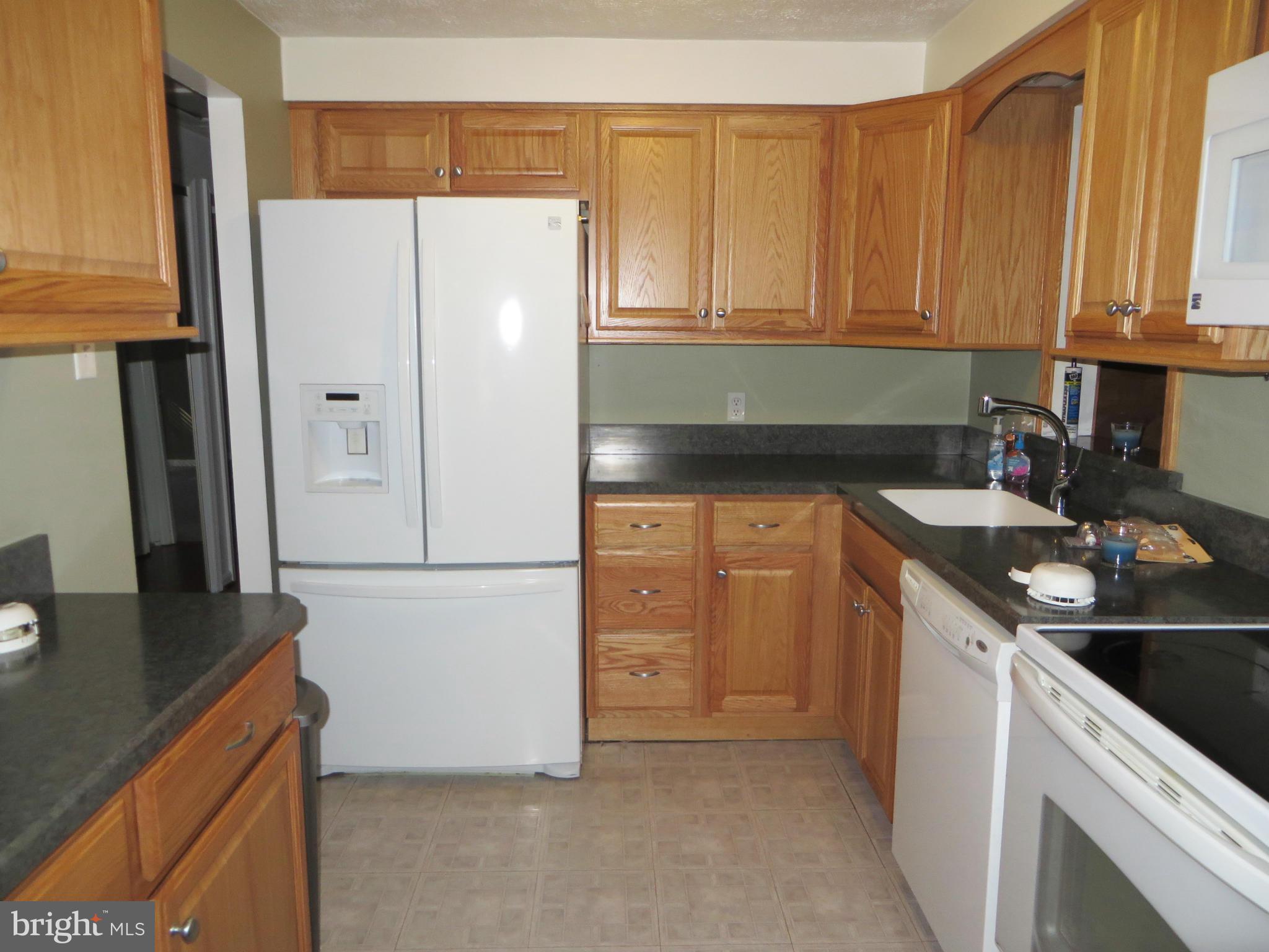 FENWICK MANOR - Residential