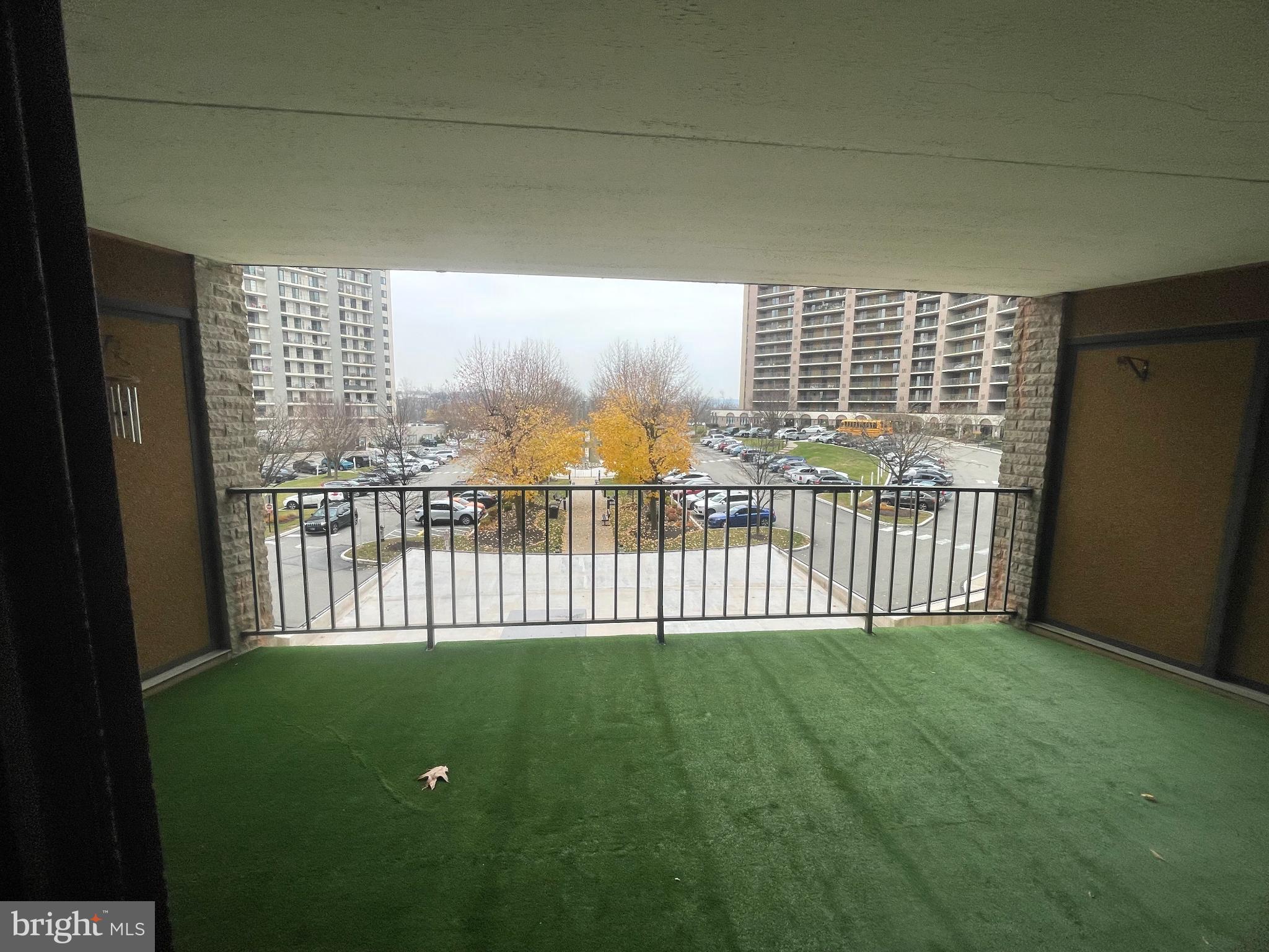 VALLEY FORGE TOWER - Residential Lease