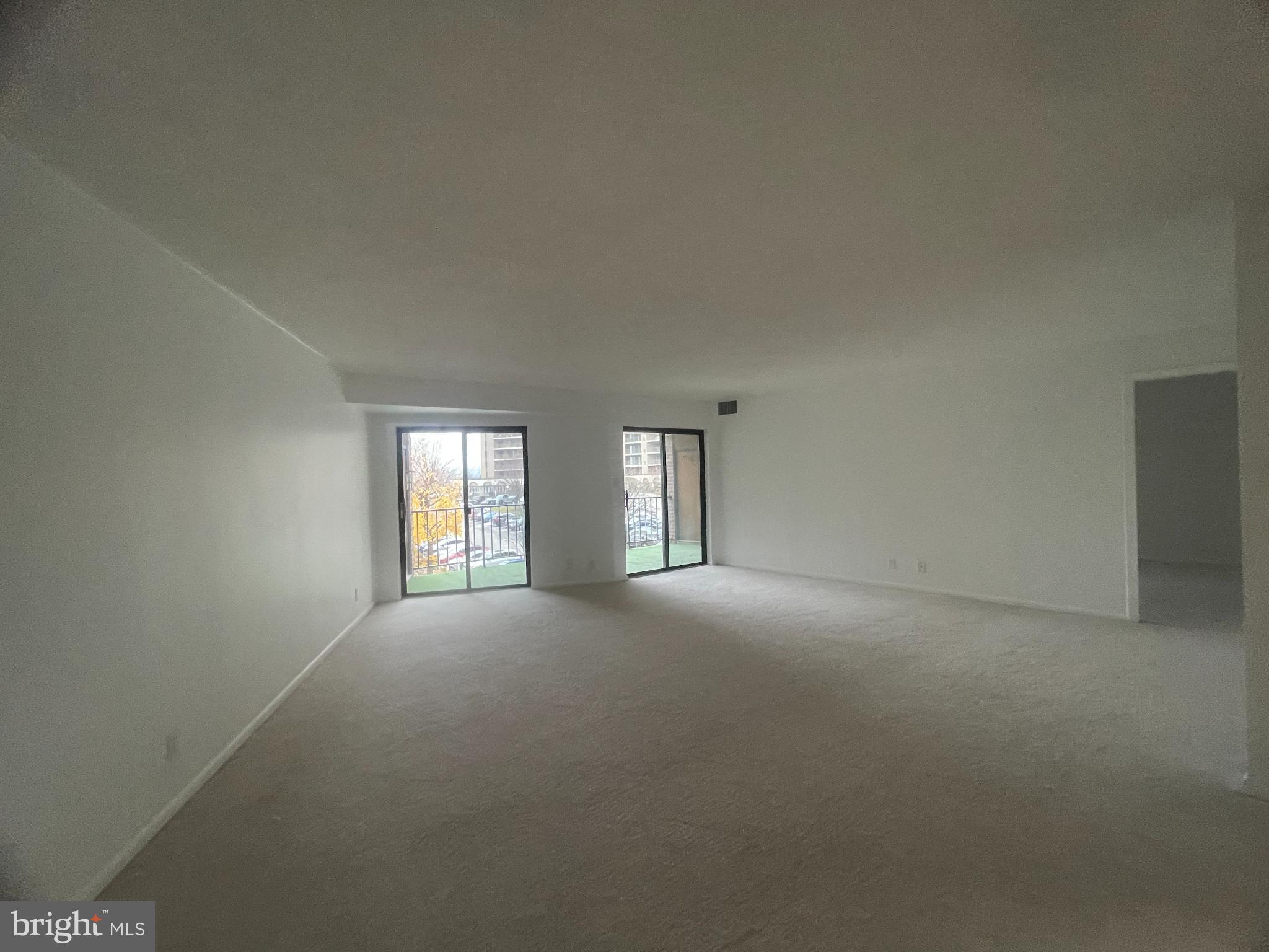 VALLEY FORGE TOWER - Residential Lease