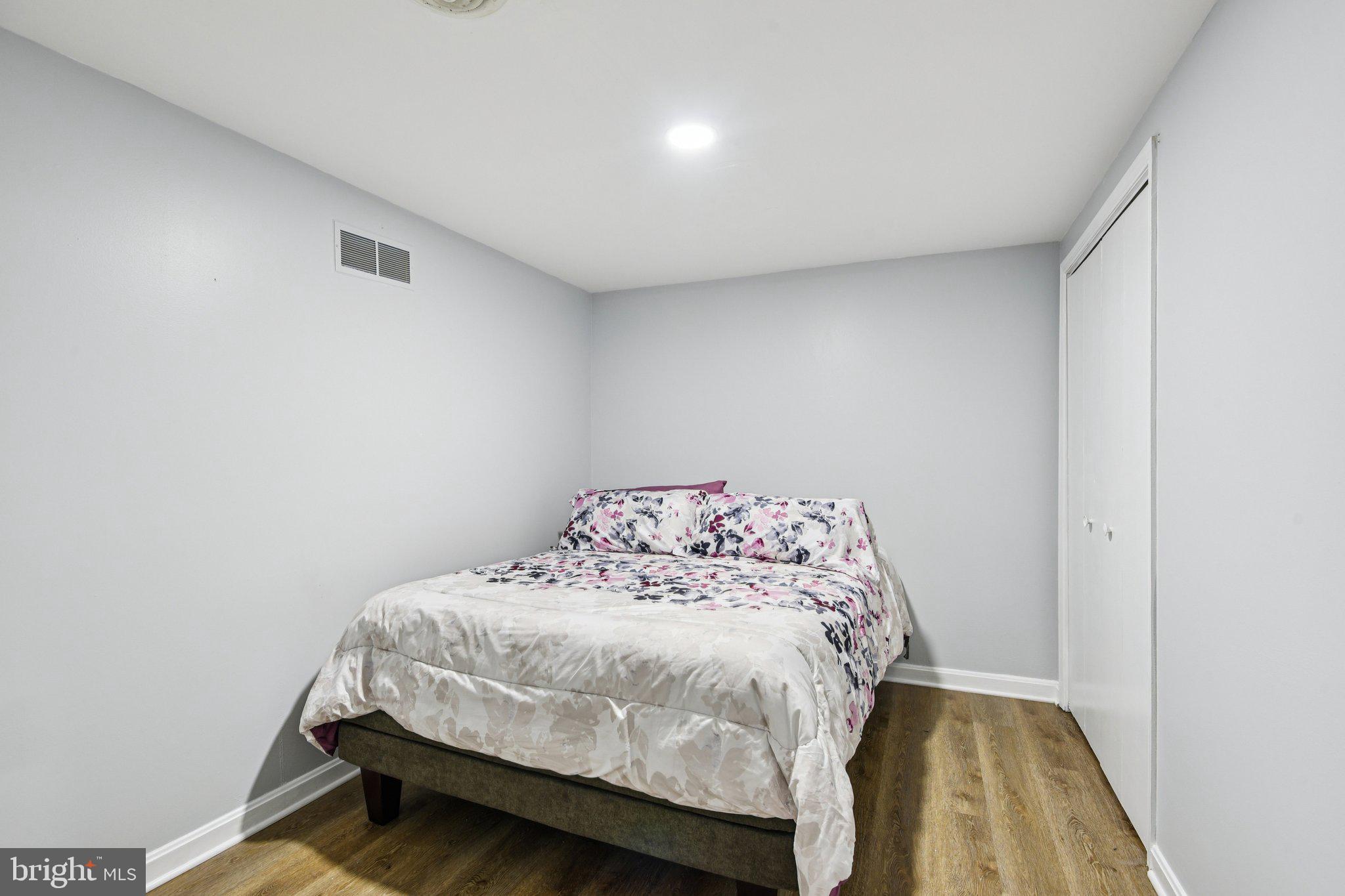 LIBERTYTOWN - Residential