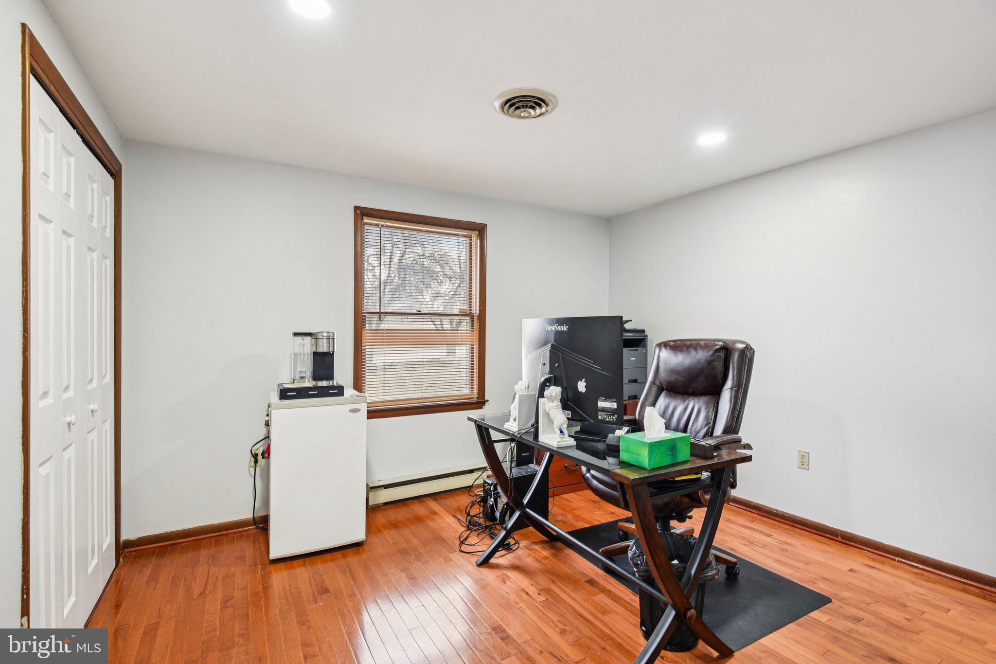 LIBERTYTOWN - Residential