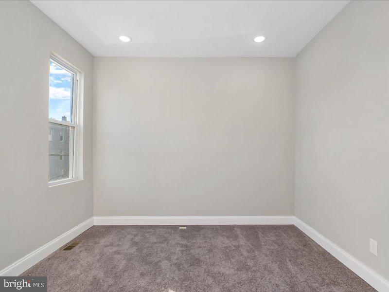 MONDAWMIN - Residential