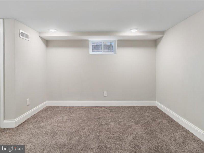 MONDAWMIN - Residential