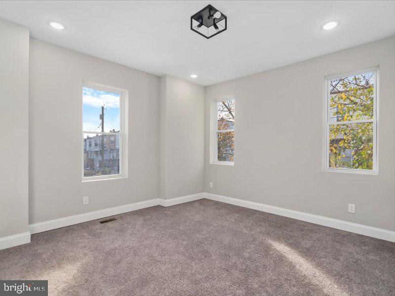 MONDAWMIN - Residential