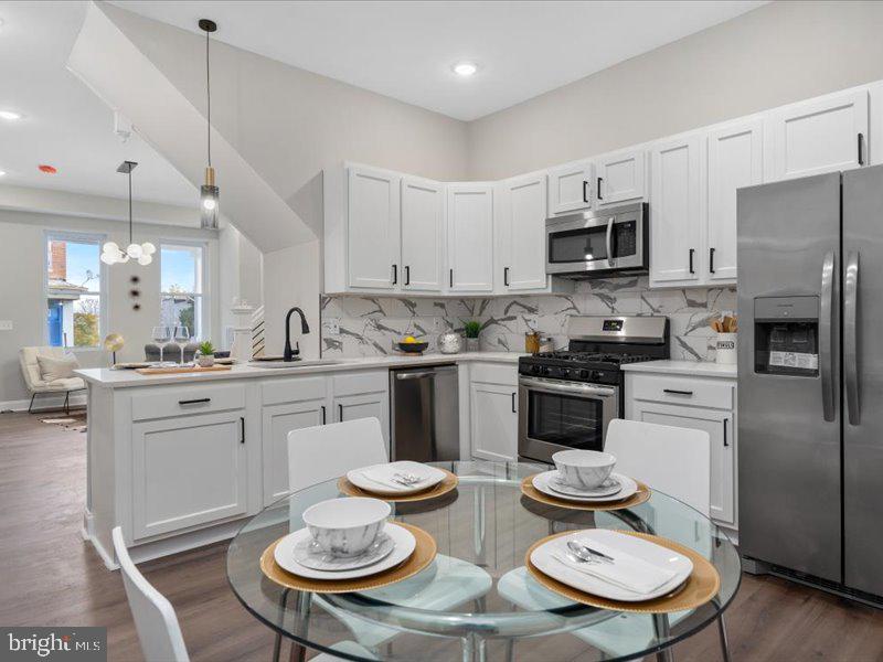 MONDAWMIN - Residential