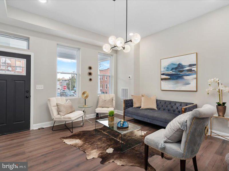 MONDAWMIN - Residential